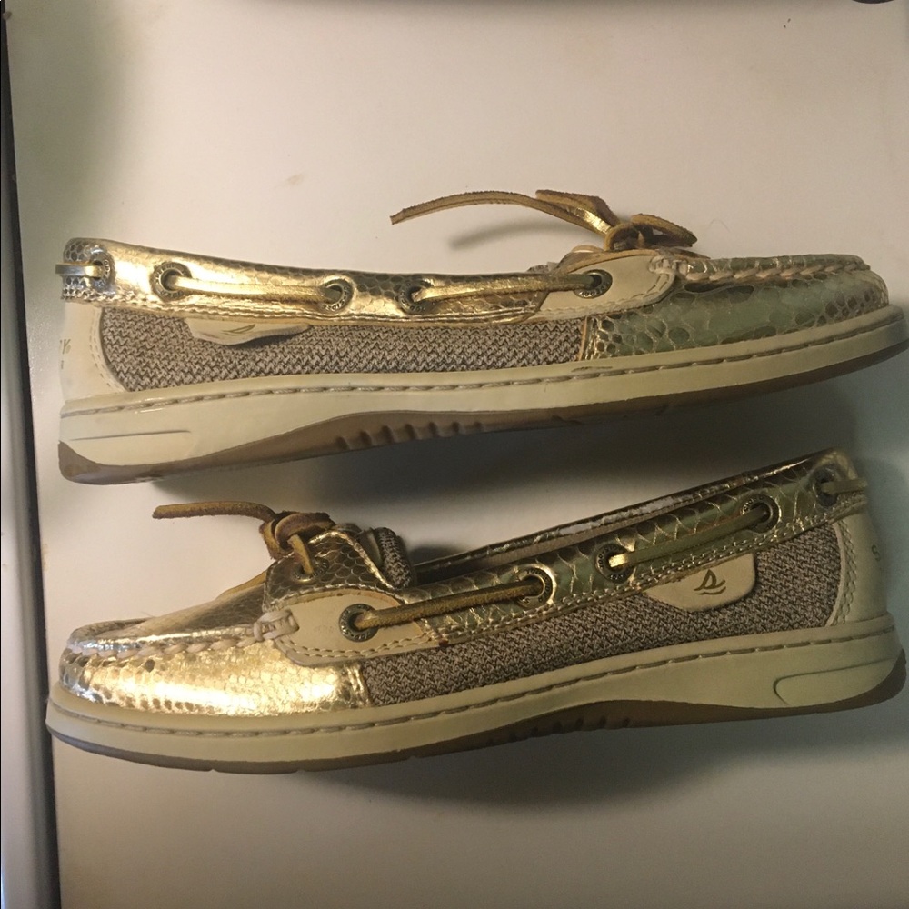 Women’s Sperry boat shoes